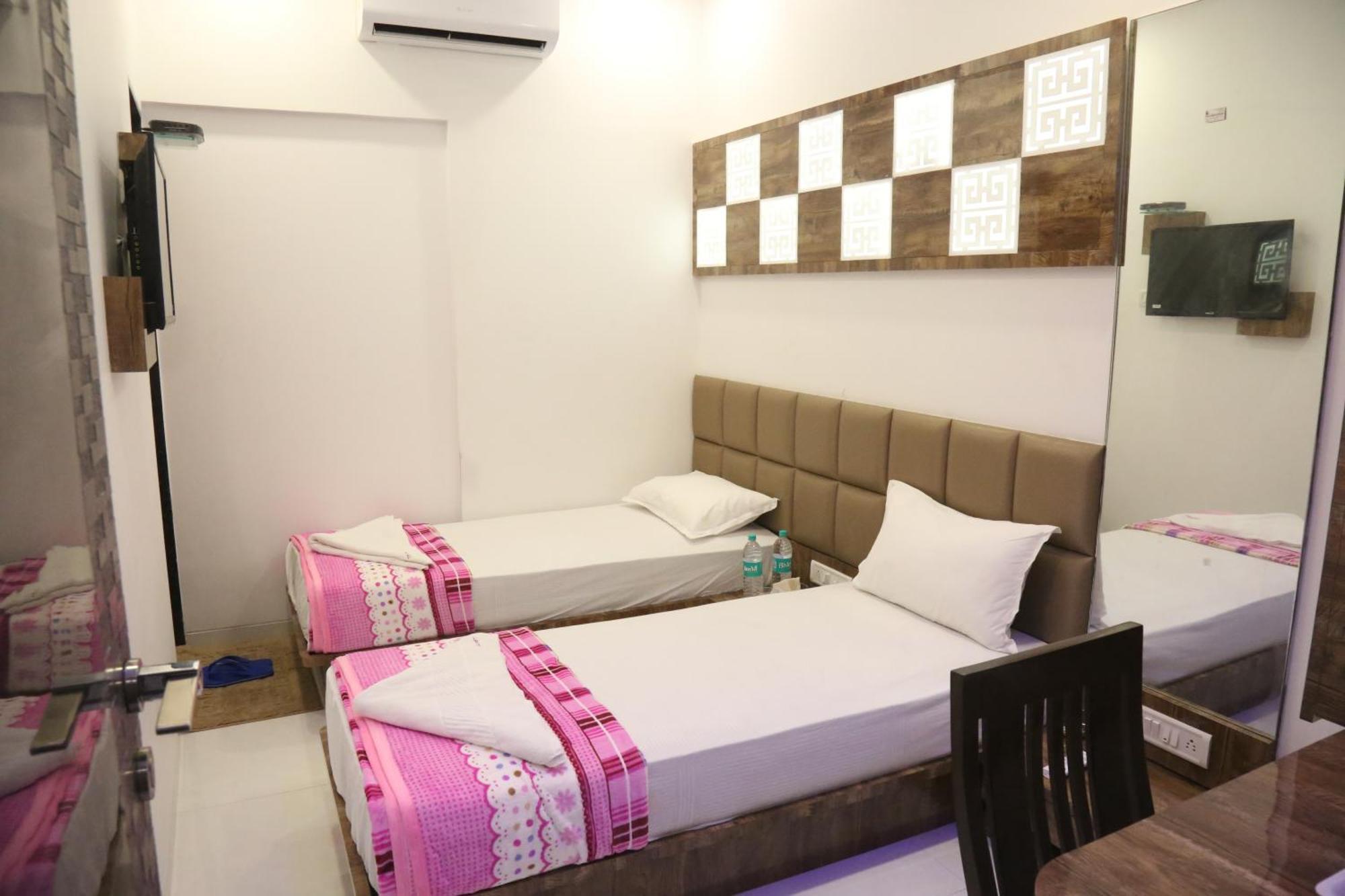 Hotel Magnum Airport T-2 - Mumbai, Mumbai
